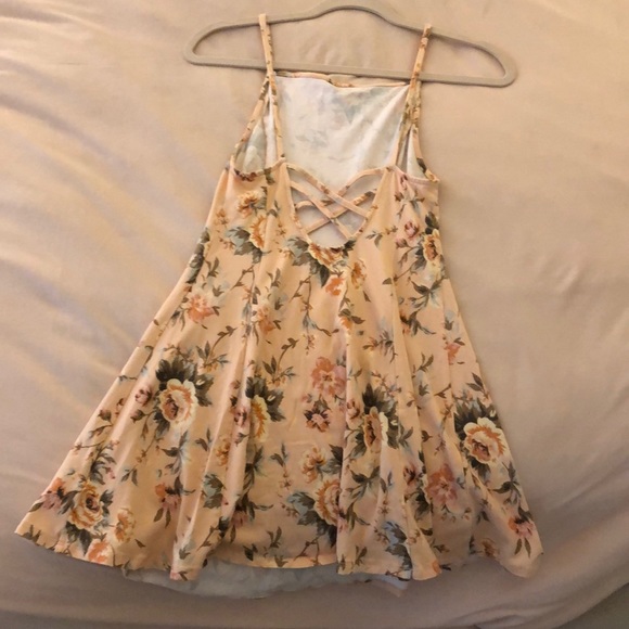 Urban Outfitters Kimchi Blue Floral Dress - Picture 3 of 4